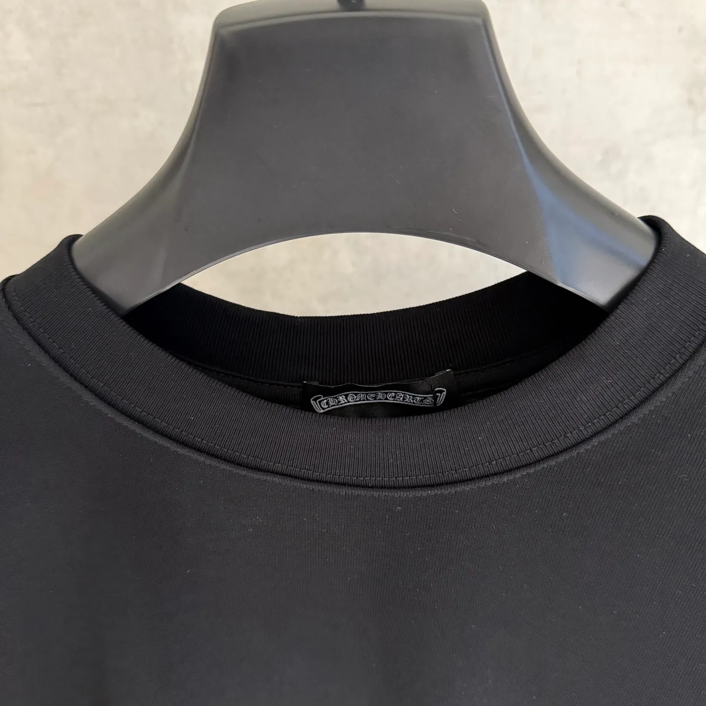 🅿️350 [Strict quality control] CH Croixin's new long-sleeved sweatshirt T-shirt. Heavy 420g double yarn fabric. Beaded and embroidered on the front. Wash the whole garment twice. Frayed and torn on all four sides. Heavy fabric. The neckline is made of icy Salona. Loose fit. Deep, wide and stylish. No deformation or shrinkage. Color: 3 colors, black, white and gray. Size: M-2xl
